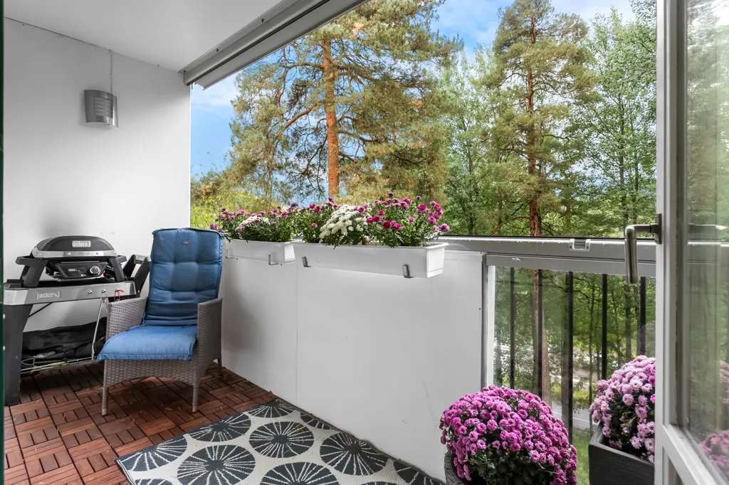 Rõdu - Apartment with Balcony in Edsberg