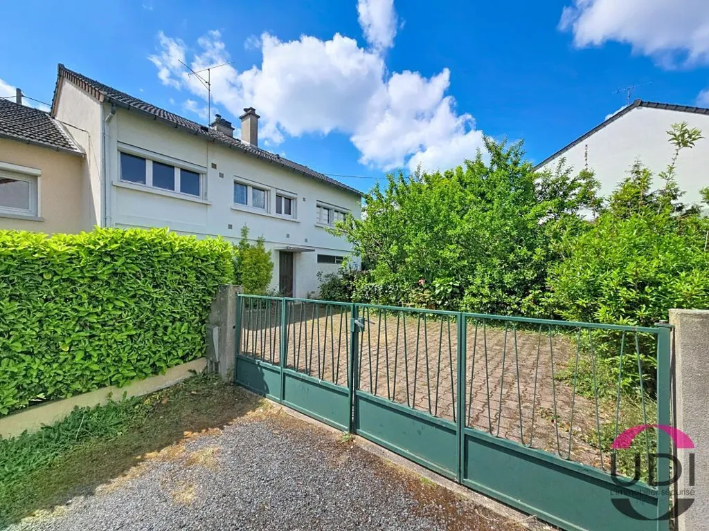 Välivaade - Charming 3-Bedroom House in Buffon, Montluçon
