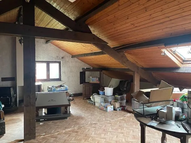 Pièces - Taverne en Activité avec Vue sur la Semois à Frahan
