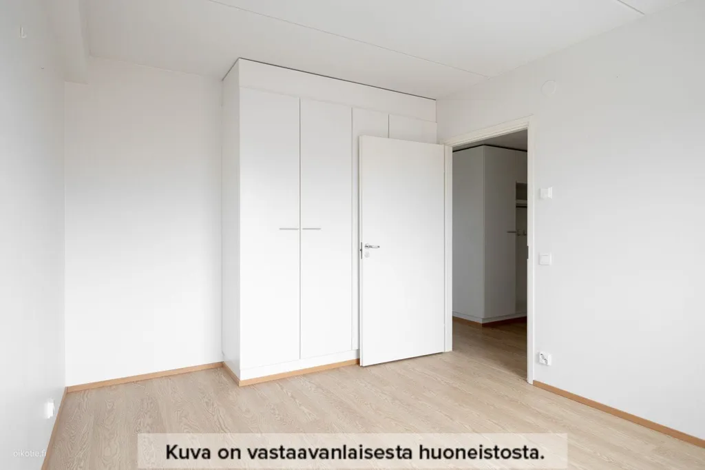 hallway_entrance