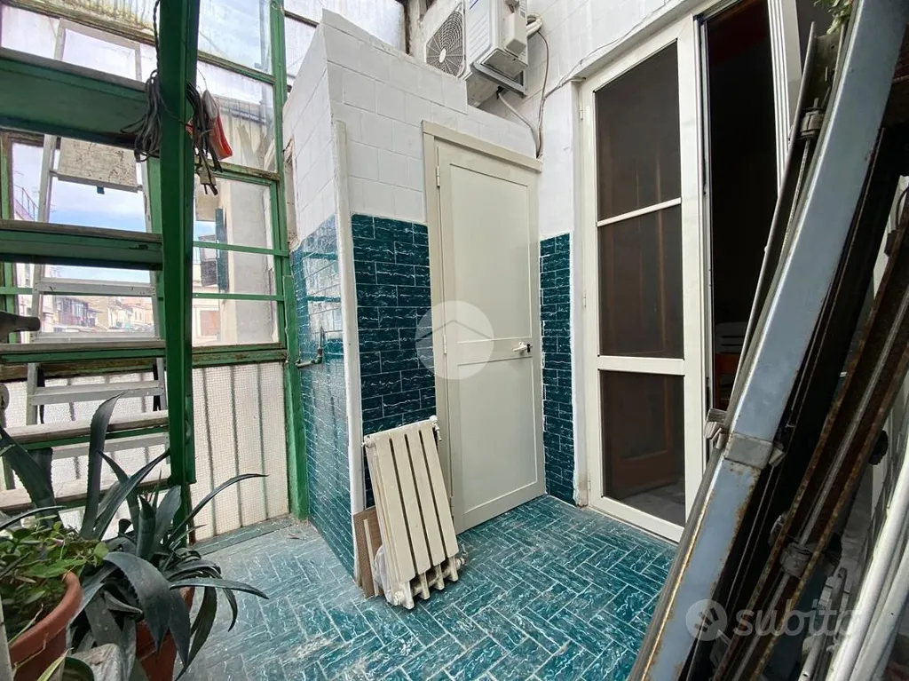 Salles de bain - 3-Room Apartment with Balcony in Naples