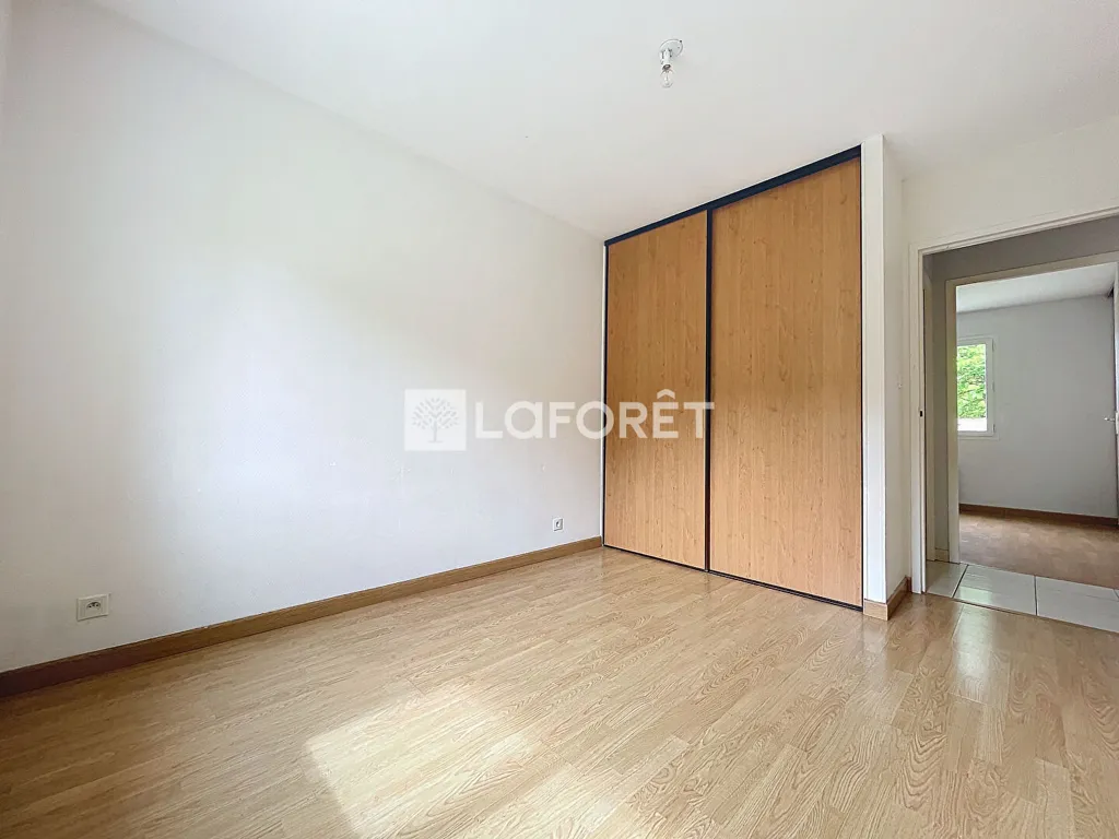 Magamistoad - Spacious Bungalow with Garden in Cholet