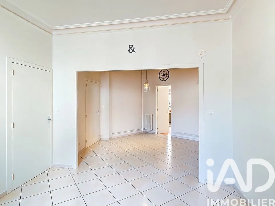 Hallway - Charming Townhouse with Garden in Bordeaux