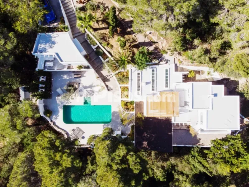 Vista aérea - Finca rústica con piscina y vistas al mar en San Miguel de Balansat