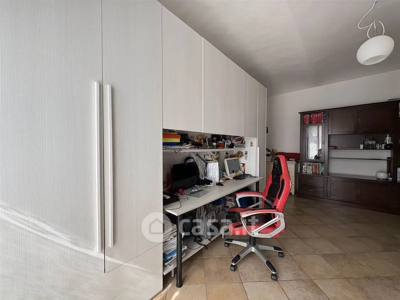 Bureau - Terraced House with Balcony in Villanova d'Asti