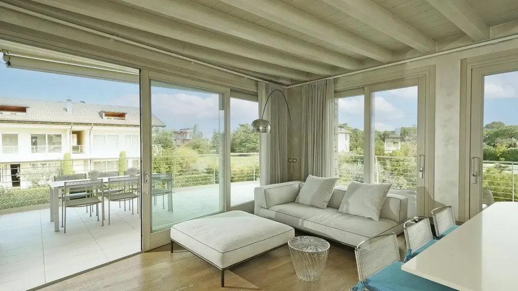 Terrass - Lakefront Penthouse in Sirmione