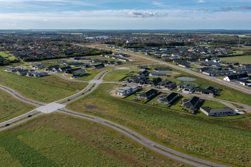 Vue aérienne - Year-Round Plot with 5G Coverage in Aabybro
