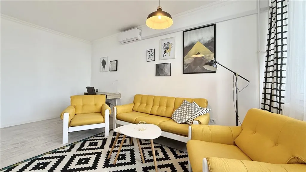 Elutuba - Renovated Brick Flat with Balcony in Debrecen
