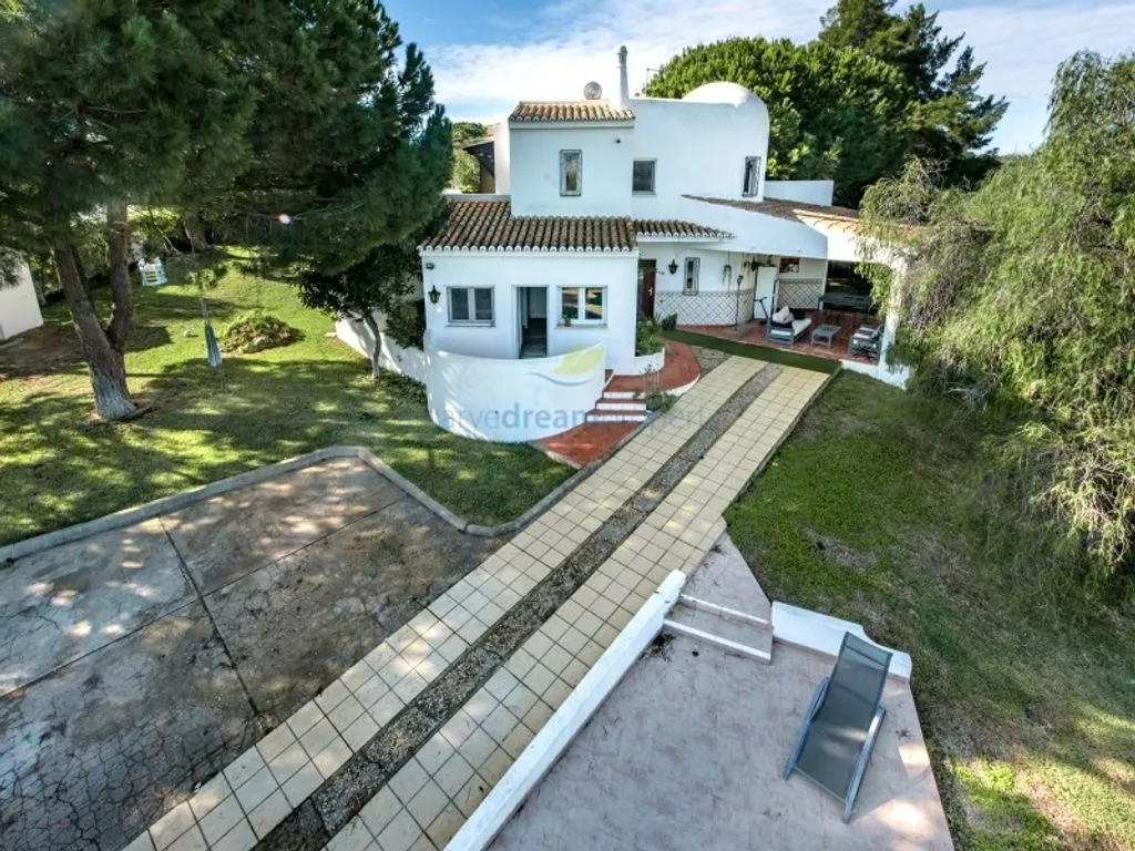 Õhuvaade - Luxury Villa with Pool in Porches, Lagoa