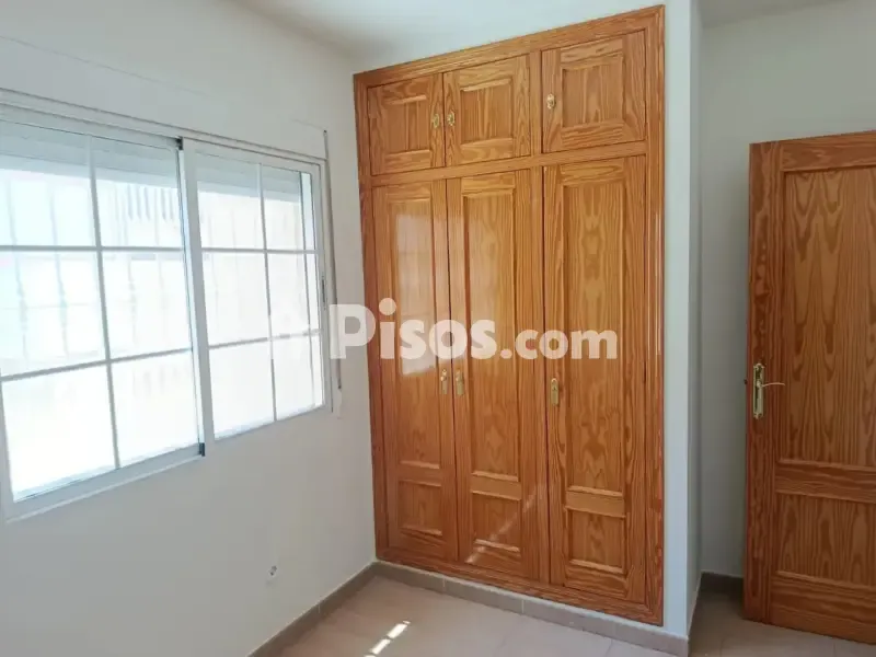 Entrée - Duplex with Garden in Algezares