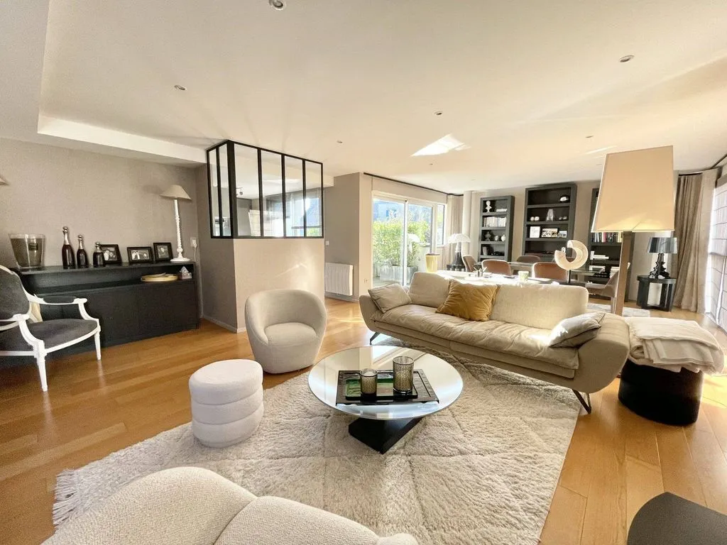 Elutuba - Luxury House with Balcony in Saint-Brieuc