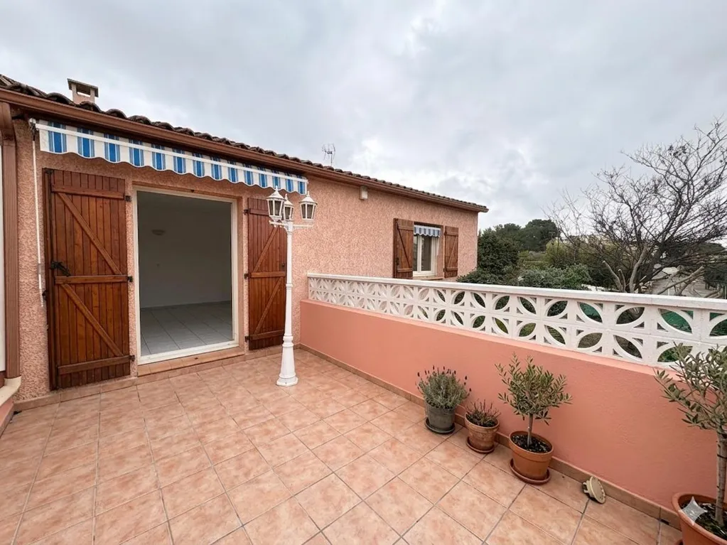Terrass - Villa with Enclosed Garden in Gignac