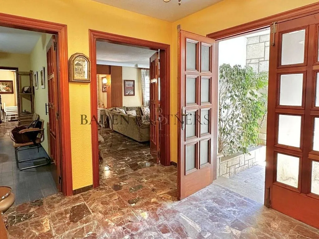 Esik - Villa with Pool and Garden in Vinaròs