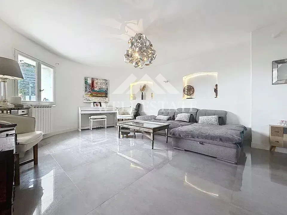 Séjour - Appartement Villa avec Piscine et Vue Panoramique à Nice