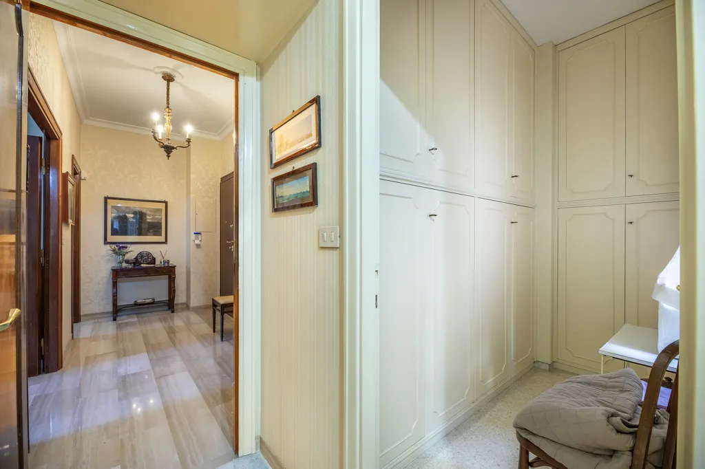 Ingresso - Apartment with Terrace in Talenti, Rome