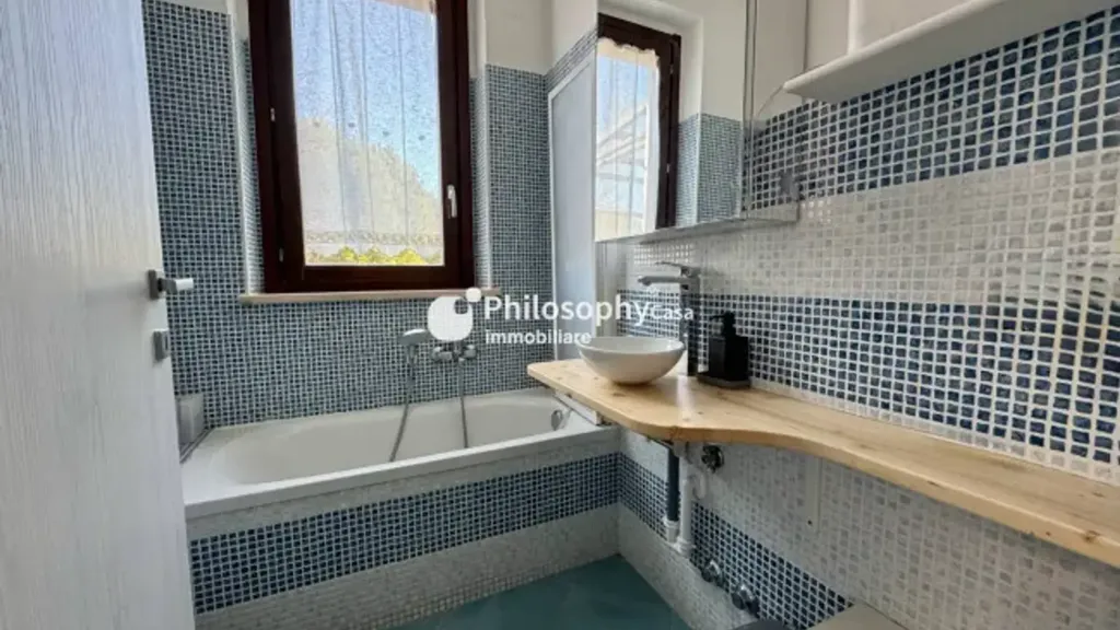 Salles de bain - Apartment with Terrace in Numana