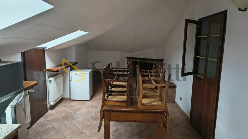 Söögituba - Spacious 5-Bedroom Apartment in Sassuolo