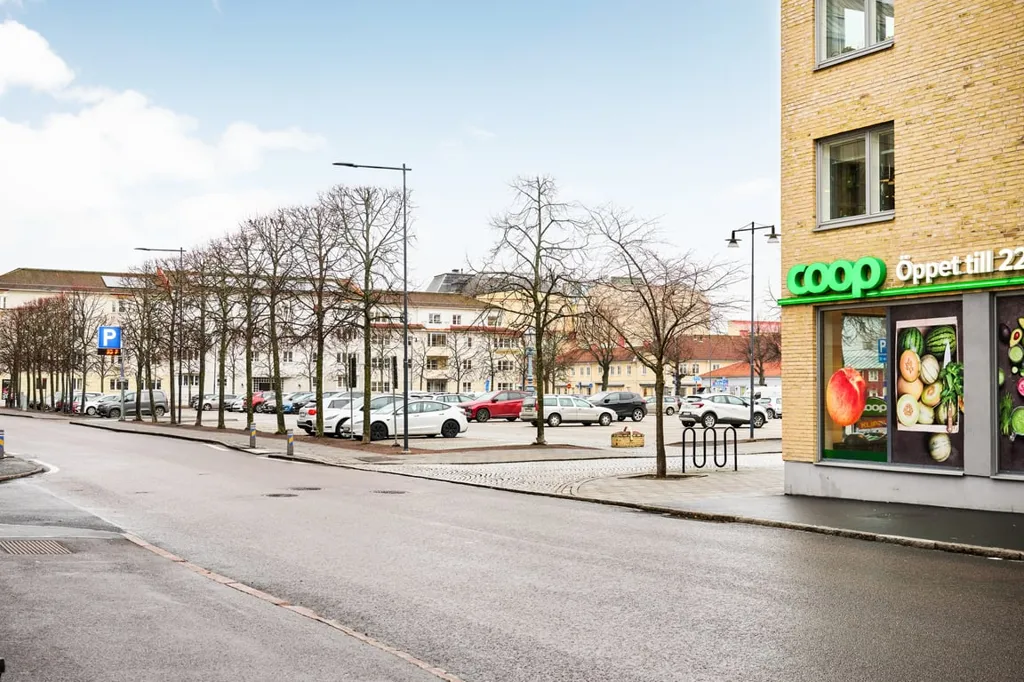 Välivaade - City Centre Flat with Glazed Balcony in Öster