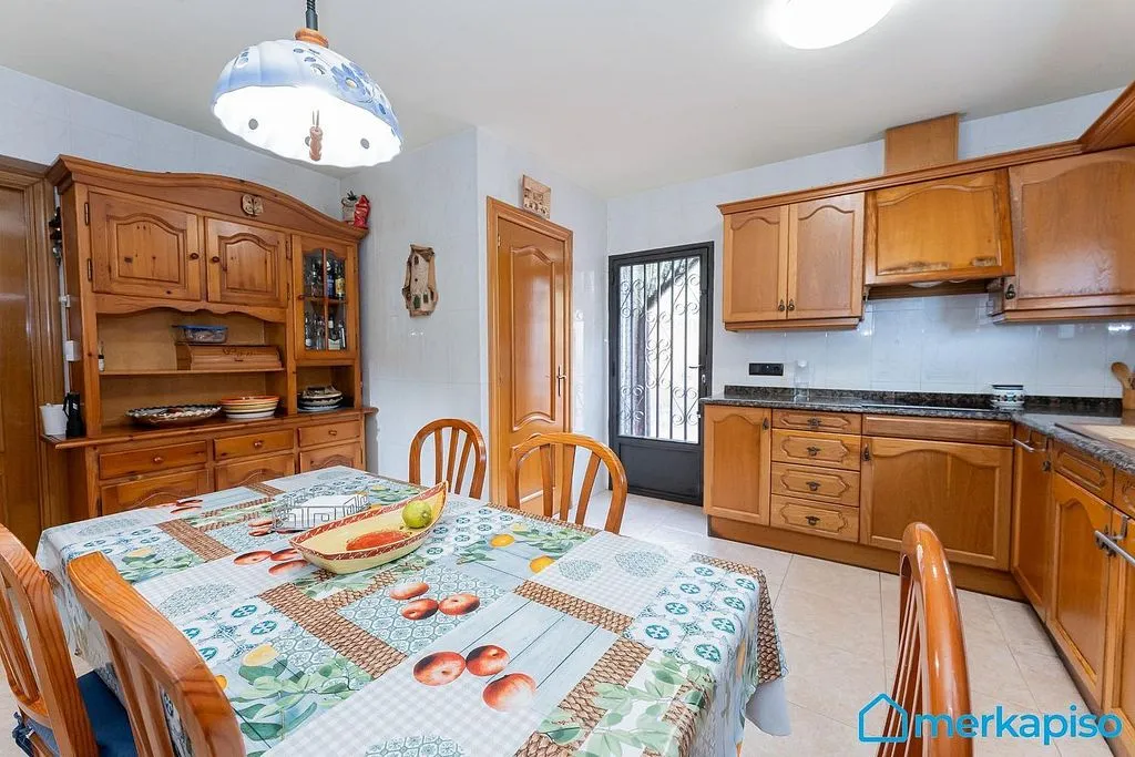 Salle à manger - Luxury House with Sea View in Gavà