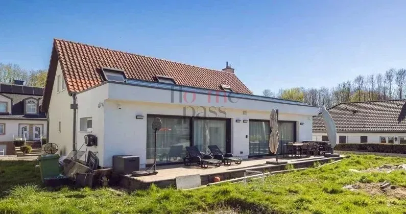 Extérieur - Maison Individuelle Rénovée à Hautcharage