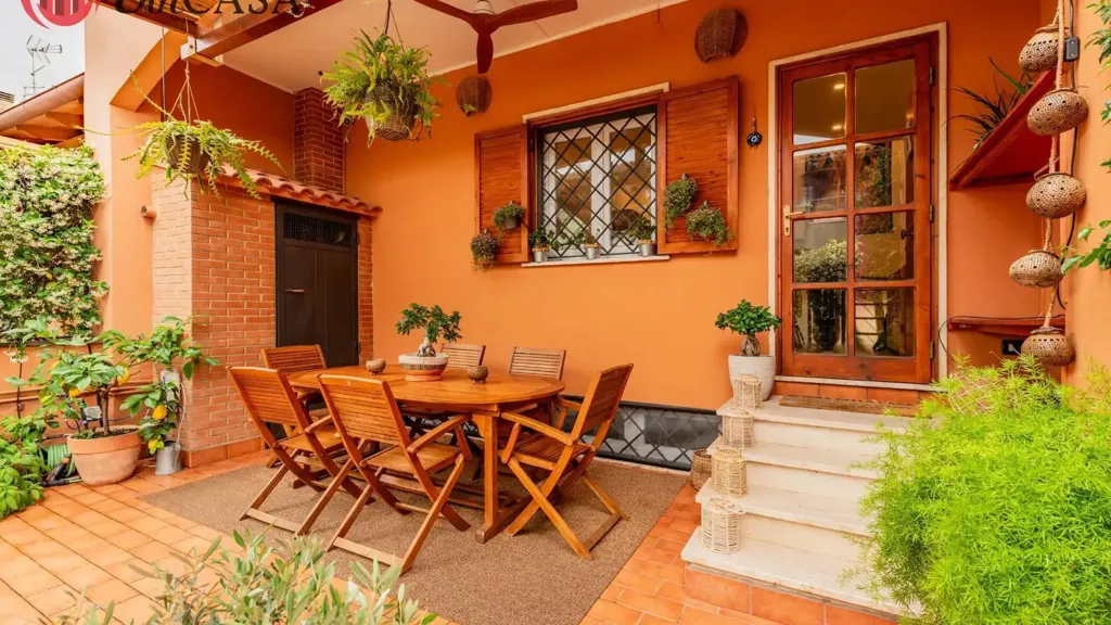 Terrass - Rear-Accessioned Villa with Pool in Cerveteri