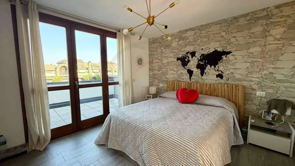Magamistoad - Luxury Triplex with Terraces in Mariano Comense