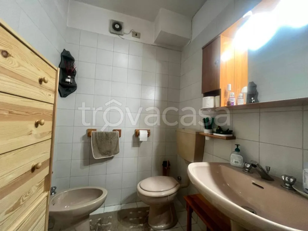 Vannitoad - Armed Apartment with Panoramic View in Bagnolo Piemonte