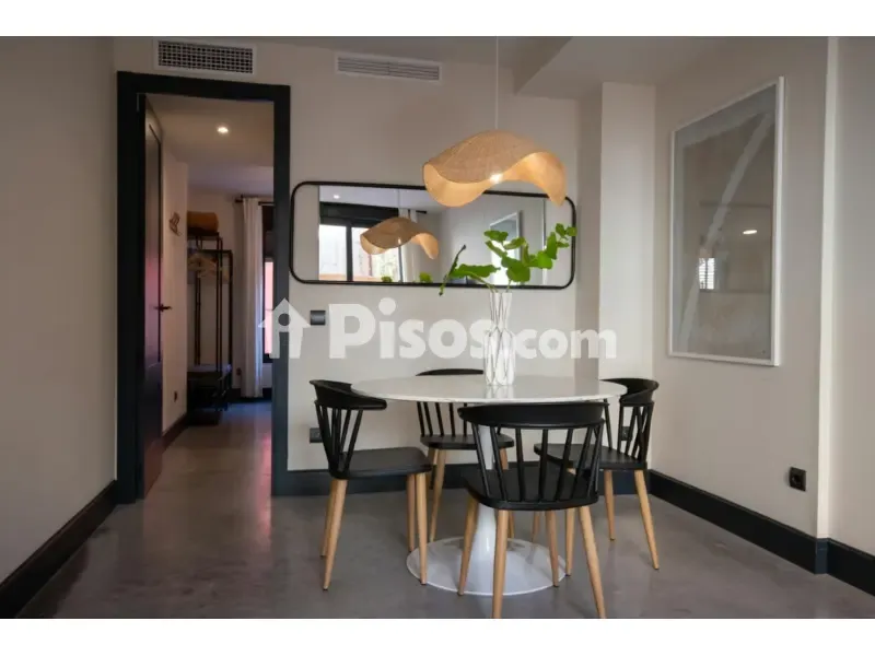 Salle à manger - 1-Bedroom Apartment with Kitchen in Almendrales, Madrid