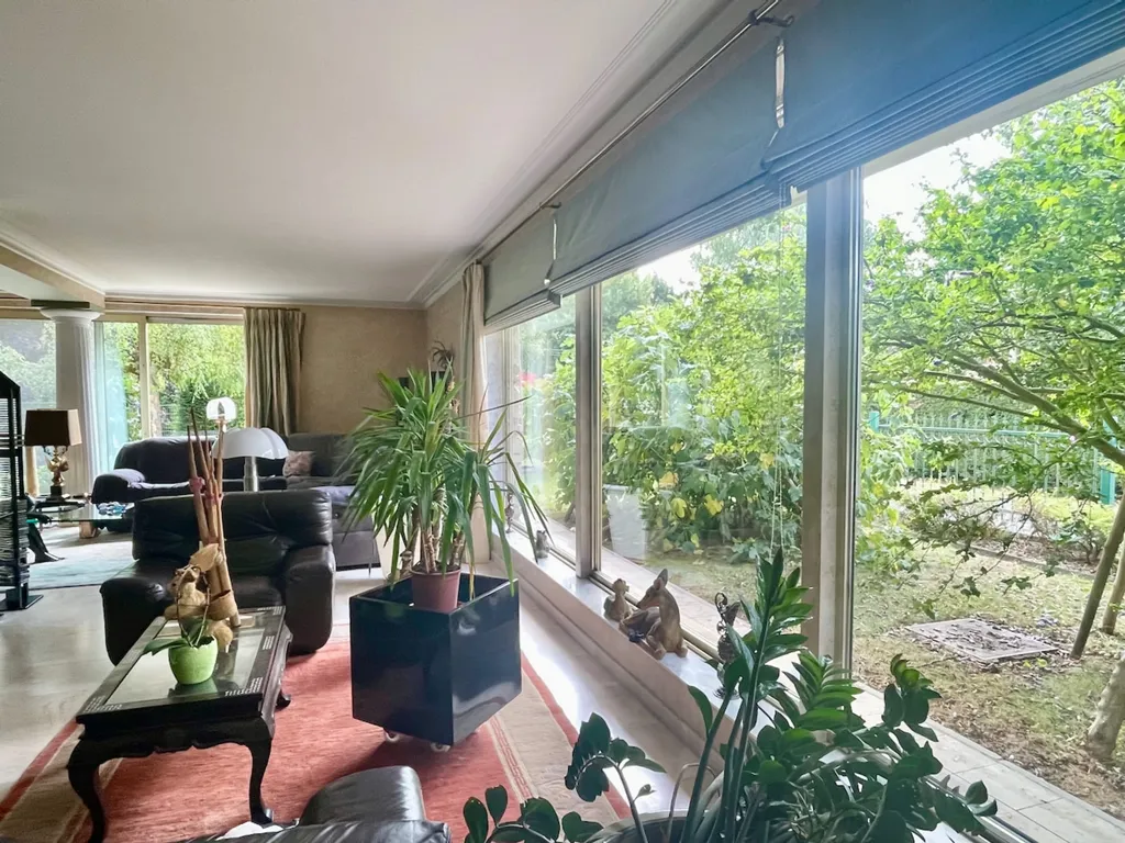 Soggiorno - Modernist Villa with Garden in Lasne