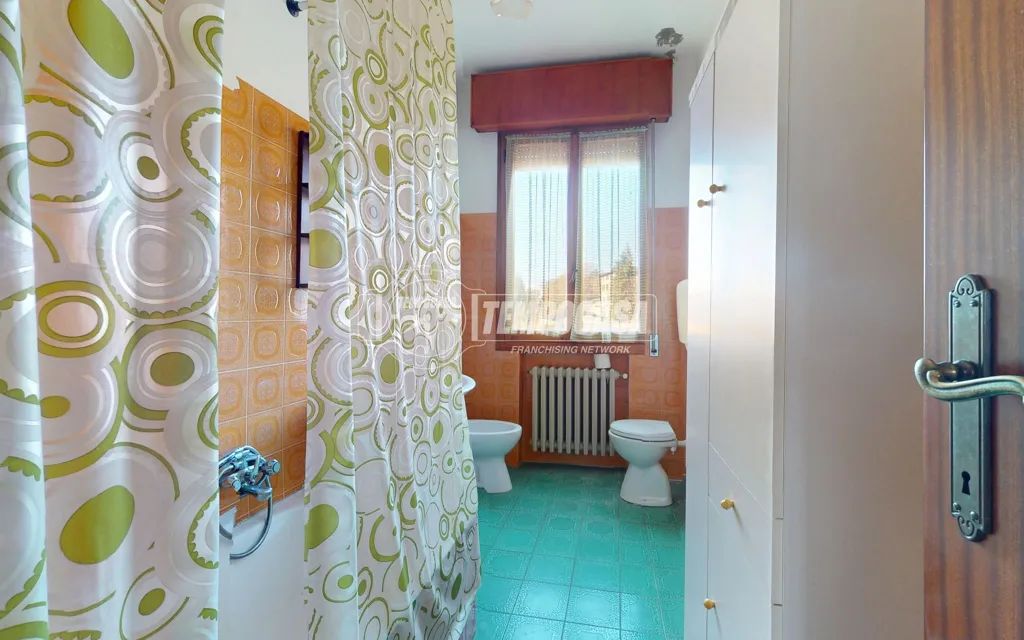Vannitoad - Spacious Apartment with Garden in Zocca Centre