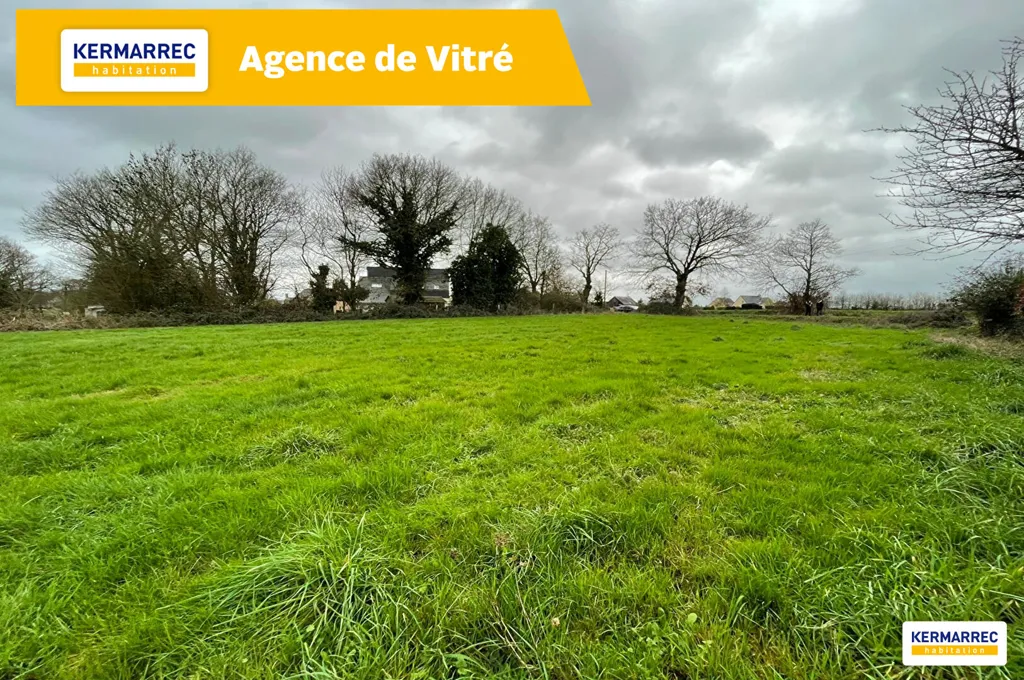 Aed - Constructible Plot with Access Path in Louvigné-de-Bais