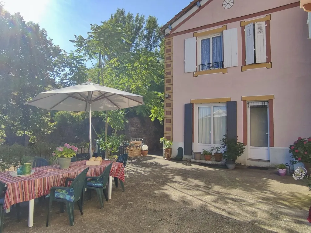 Terrace - Character House with Pool in Cévennes