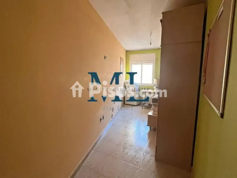 Esik - Corner Semi-detached House with Terrace in Sant Pere de Ribes