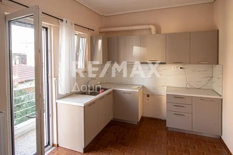 Cuisine - Apartment with Garden in Nea Dimitriada, Volos