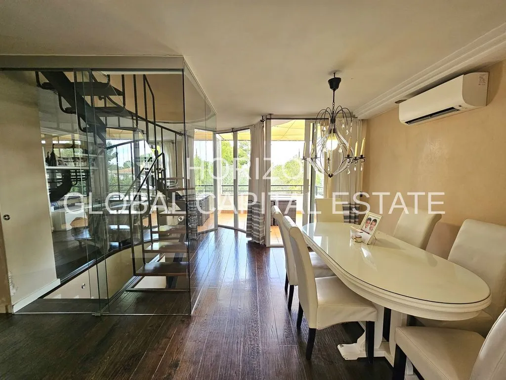 Salle à manger - Luxury Apartment with Sea View in Sol de Mallorca