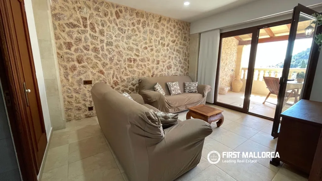 Living Room - Furnished Apartment with Mountain View in Pollensa