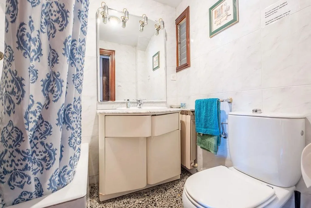 Salles de bain - Apartment with Balcony and Views in Zaragoza