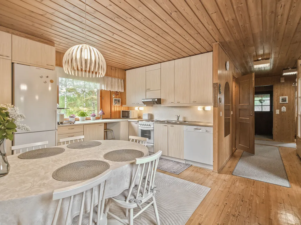 Salle à manger - Cottage with Garden and Sauna in Taipalsaari