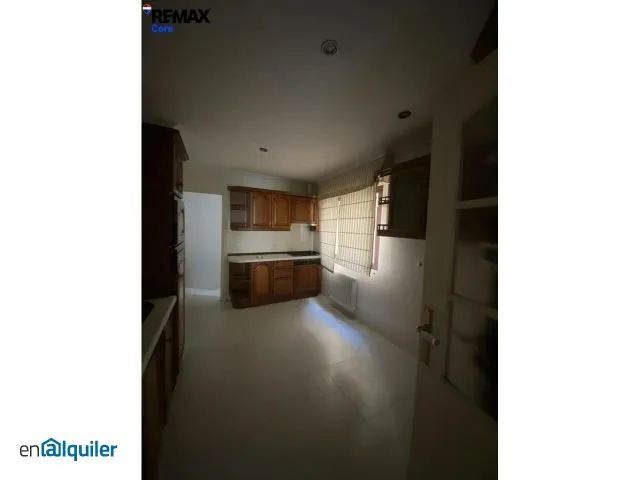 Köök - Spacious Flat with Balcony in Cáceres Old Town