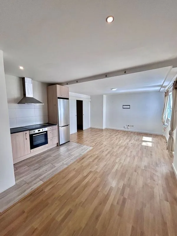 Séjour - Characterful Flat with Patio View in Vitoria