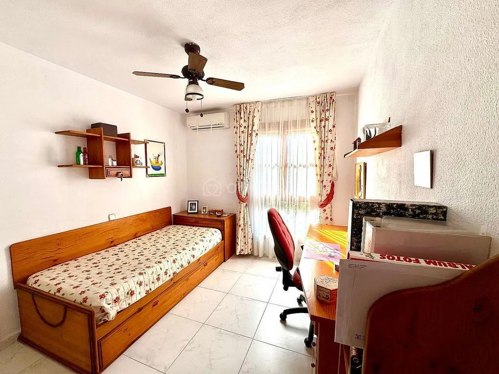 Chambres - Terraced Chalet with Garden in Guadalajara