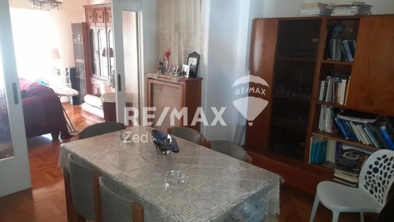 Söögituba - Apartment with Unobstructed View in Piraeus Evangelistria