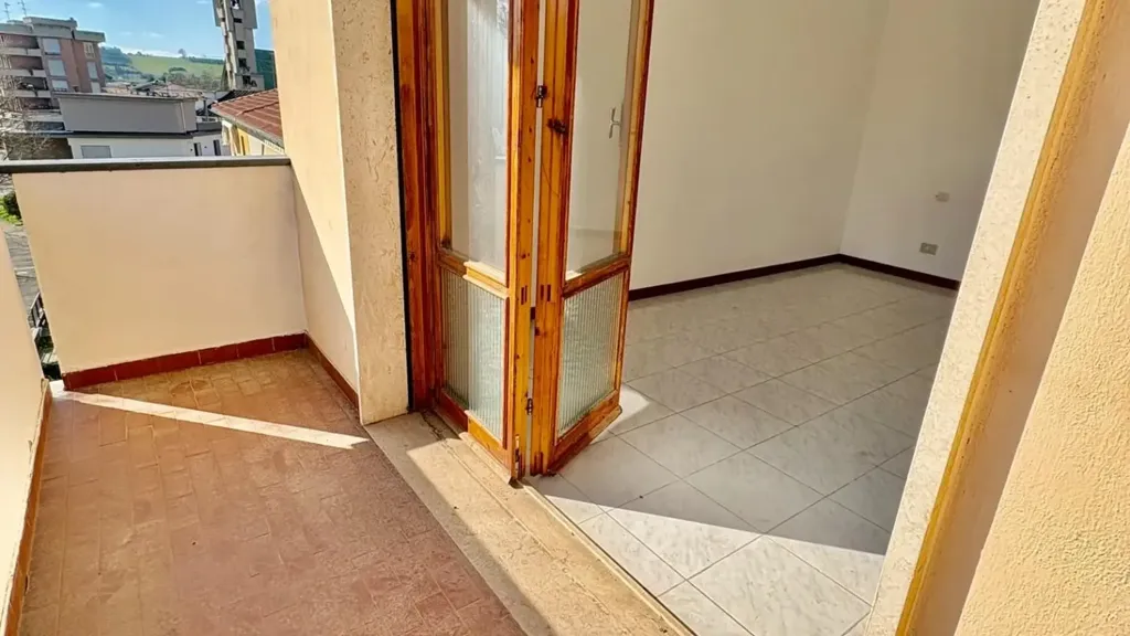 Balcon - Spacious 4-Room Apartment in Castelfiorentino
