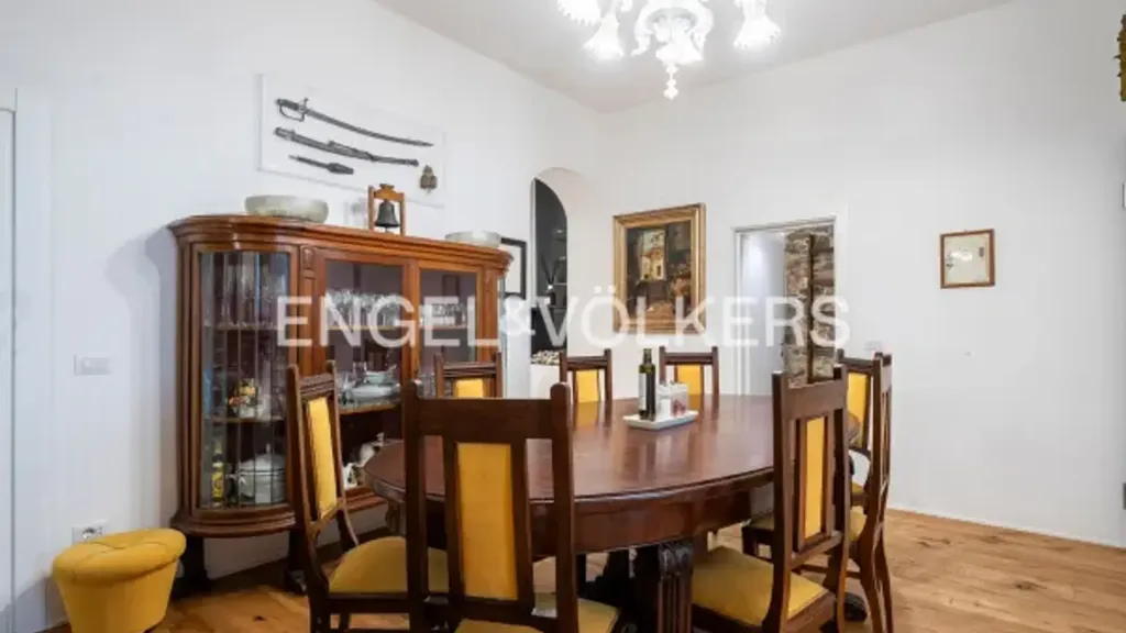 Söögituba - Rustic Triplex with Pool in Florence