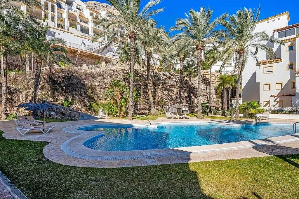 pool_area