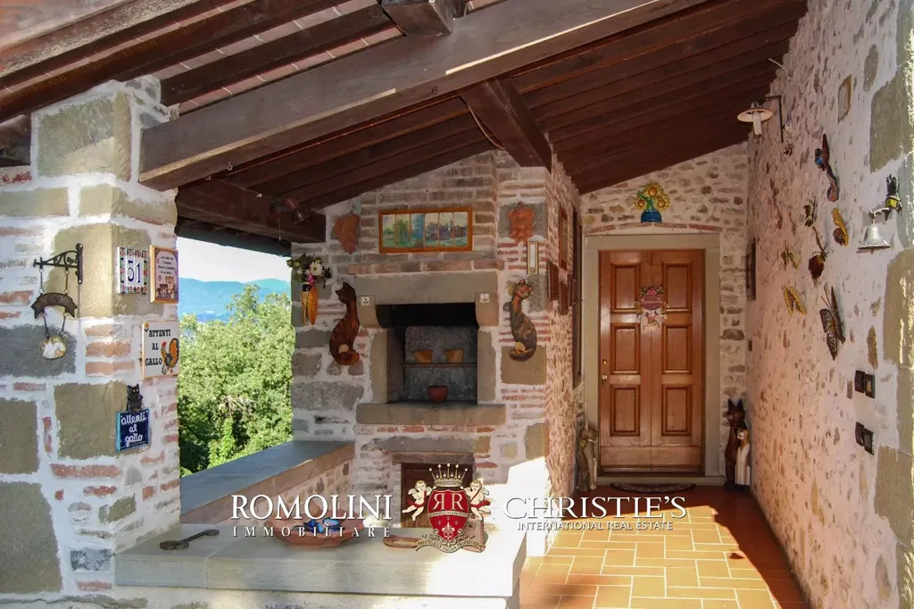 Terrass - Estate with Vineyard in Anghiari, Tuscany