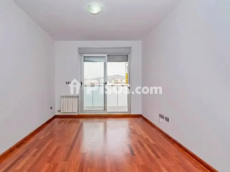 Pièces - Appartement 2 pièces à ES