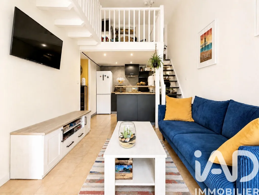 Séjour - Villa Rénovée avec Terrasse à Leucate