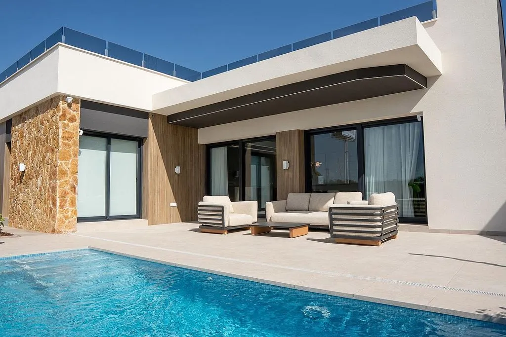 Bassein - Modern Chalet with Pool in Ciudad Quesada