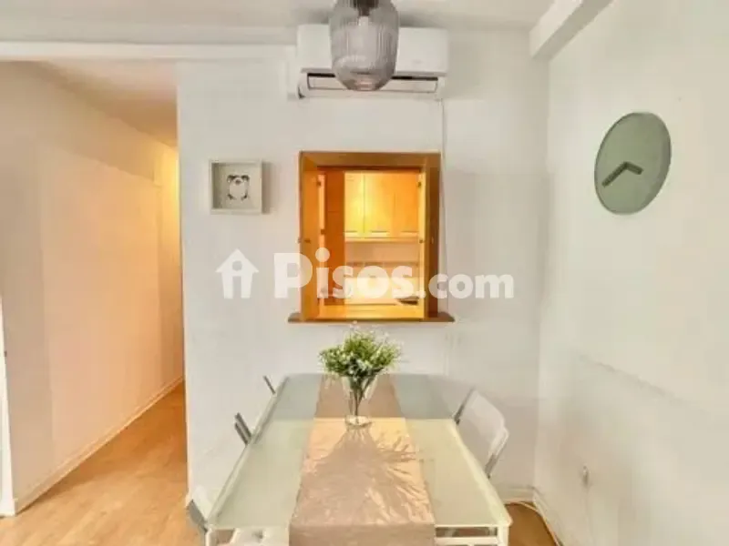 Söögituba - Apartment with Air Conditioning in Chueca, Madrid